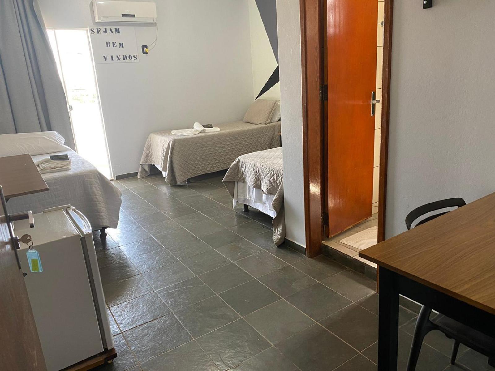 Hotel Avenida Plaza Querencia  Eksteriør billede